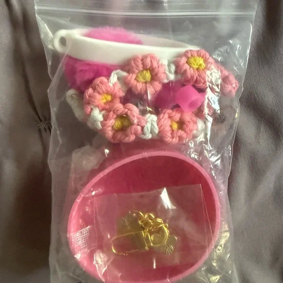 Stanley Quencher Limited Barbie  H2.0 Tumbler in Pink With Stanley Accessories!! - Picture 4 of 9